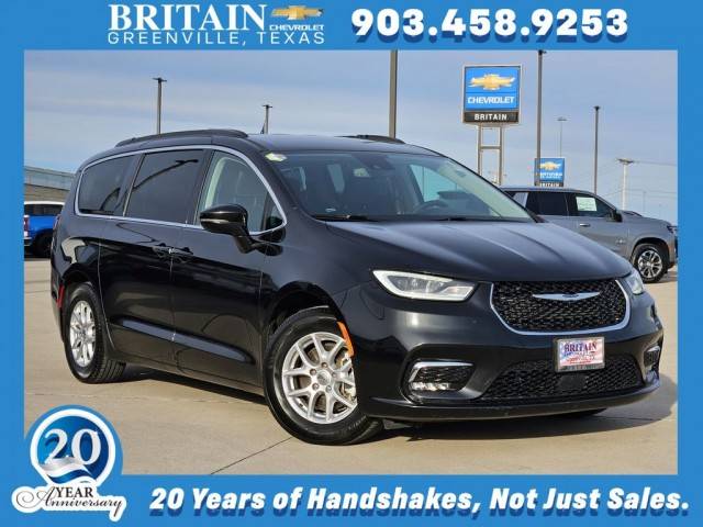 2022 Chrysler Pacifica Minivan Touring L FWD photo