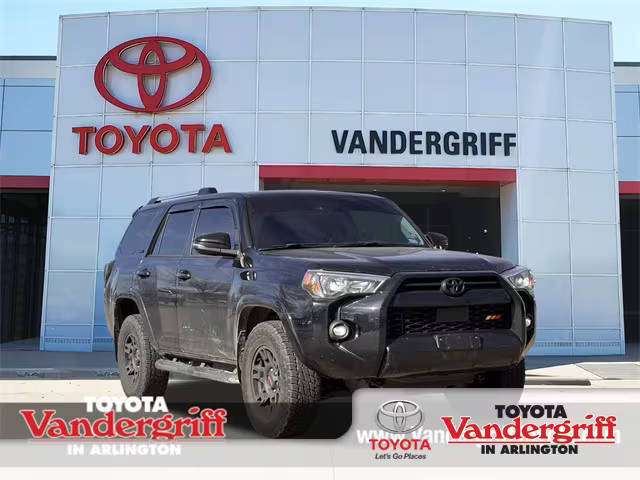 2023 Toyota 4Runner SR5 Premium 4WD photo