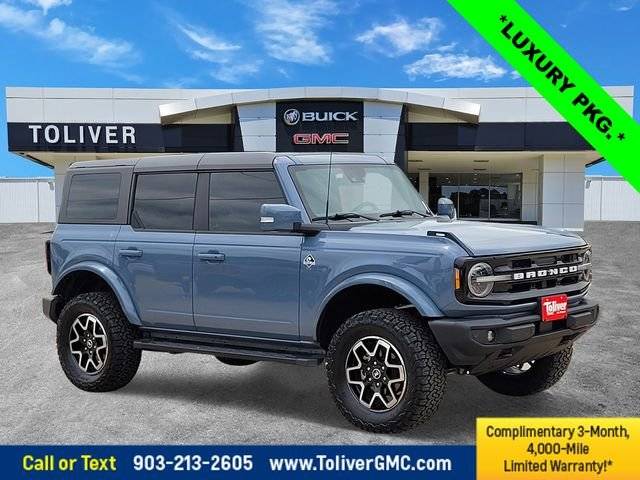 2023 Ford Bronco 4 Door Outer Banks 4WD photo