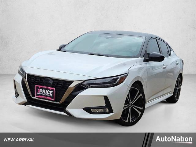 2022 Nissan Sentra SR FWD photo