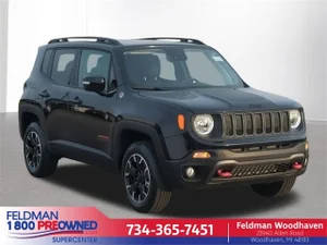 2023 Jeep Renegade Trailhawk 4WD photo