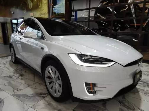 2017 Tesla Model X 90D AWD photo