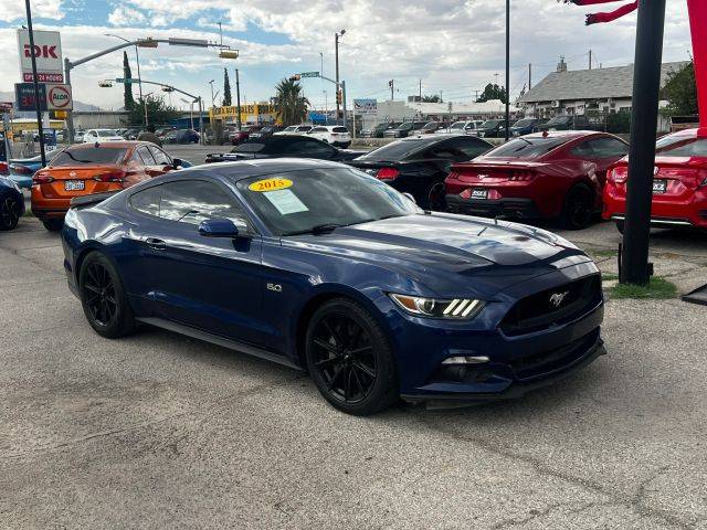 2015 Ford Mustang GT Premium RWD photo