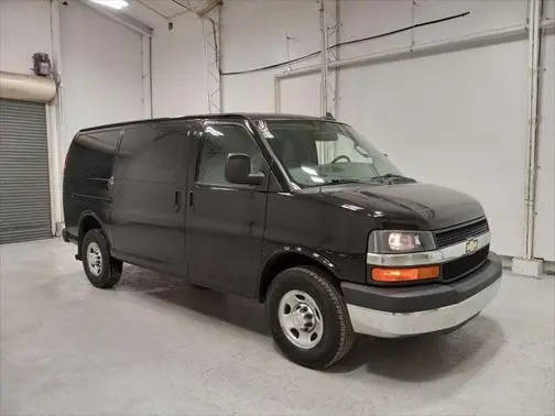 2016 Chevrolet Express Cargo  RWD photo