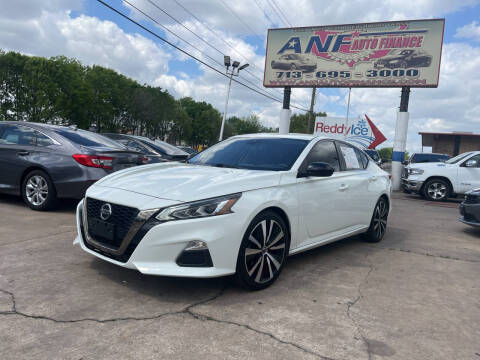 2022 Nissan Altima 2.5 SR FWD photo