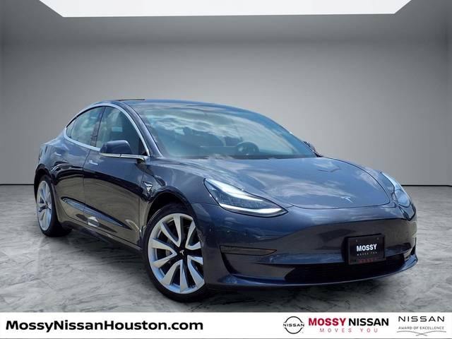 2020 Tesla Model 3 Standard Range RWD photo