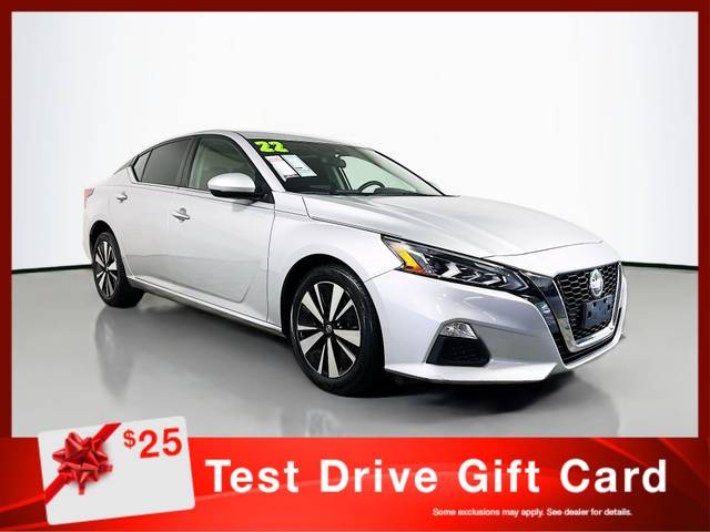 2022 Nissan Altima 2.5 SV AWD photo