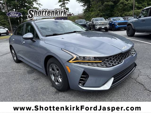 2023 Kia K5 LXS FWD photo