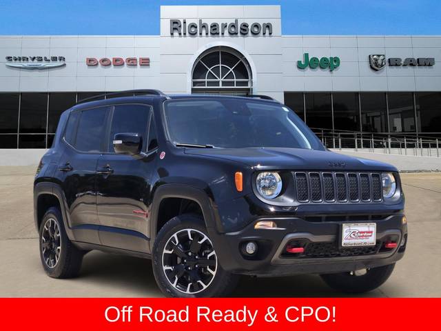 2023 Jeep Renegade Trailhawk 4WD photo