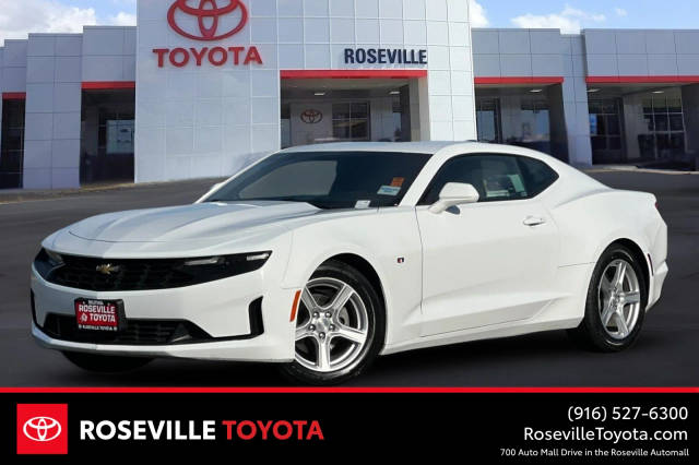 2022 Chevrolet Camaro 1LT RWD photo