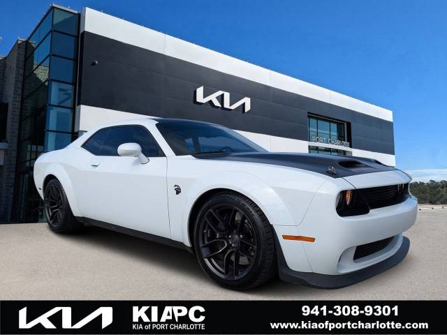 2023 Dodge Challenger SRT Hellcat Widebody Jailbreak RWD photo