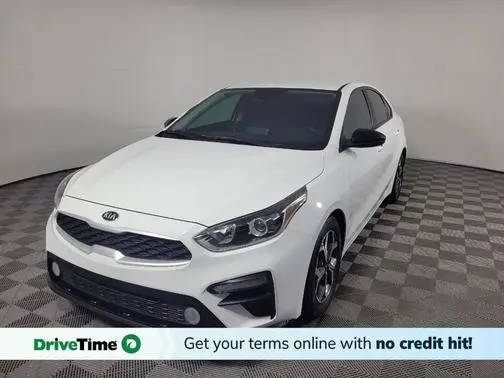 2021 Kia Forte LXS FWD photo