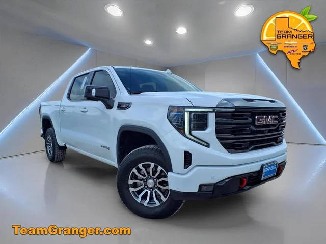2023 GMC Sierra 1500 AT4 4WD photo