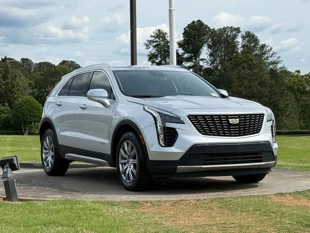 2022 Cadillac XT4 FWD Premium Luxury FWD photo