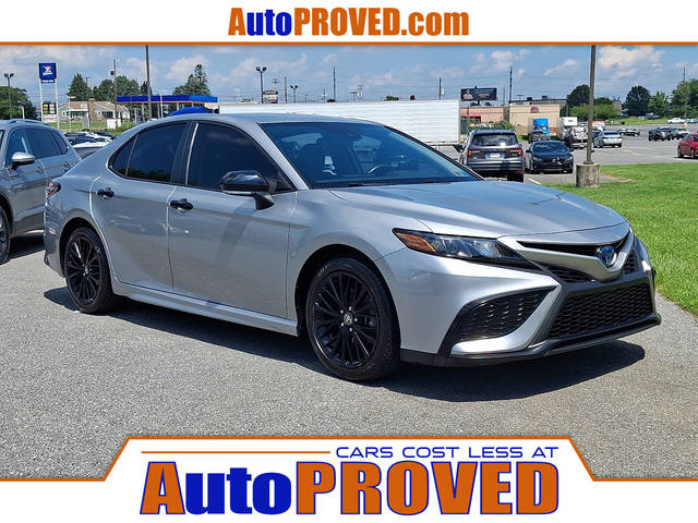 2022 Toyota Camry Hybrid Nightshade FWD photo