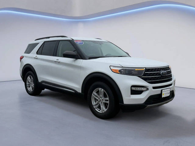 2021 Ford Explorer XLT 4WD photo