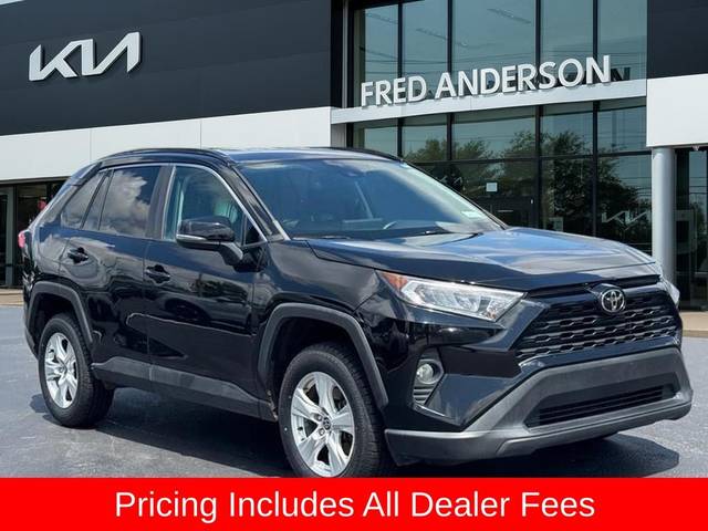 2021 Toyota RAV4 XLE AWD photo