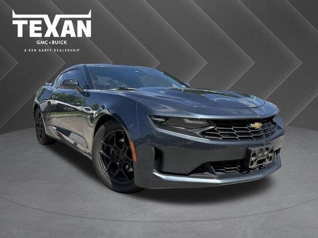 2022 Chevrolet Camaro 1LT RWD photo