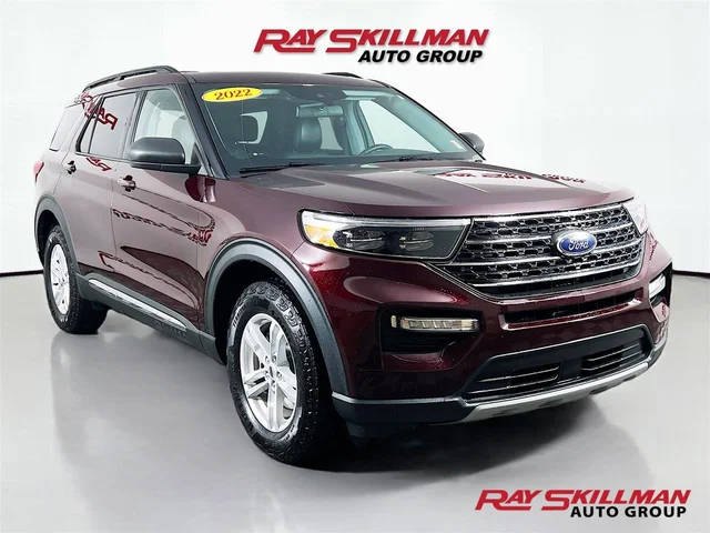 2022 Ford Explorer XLT 4WD photo