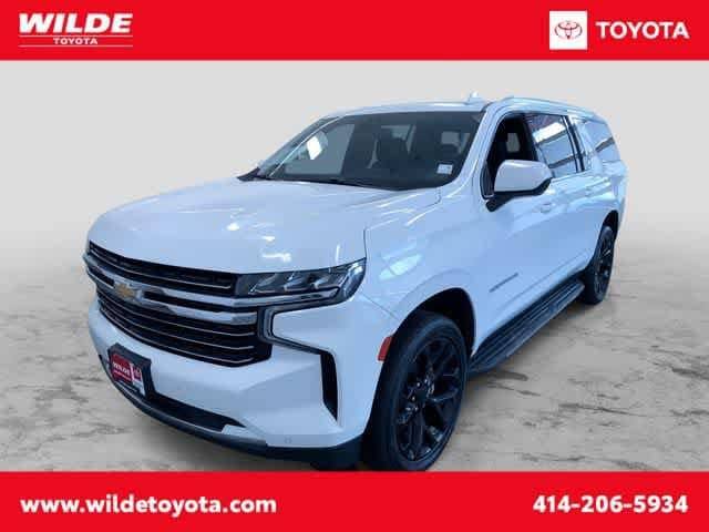 2022 Chevrolet Suburban LT RWD photo