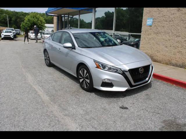 2022 Nissan Altima 2.5 SV FWD photo