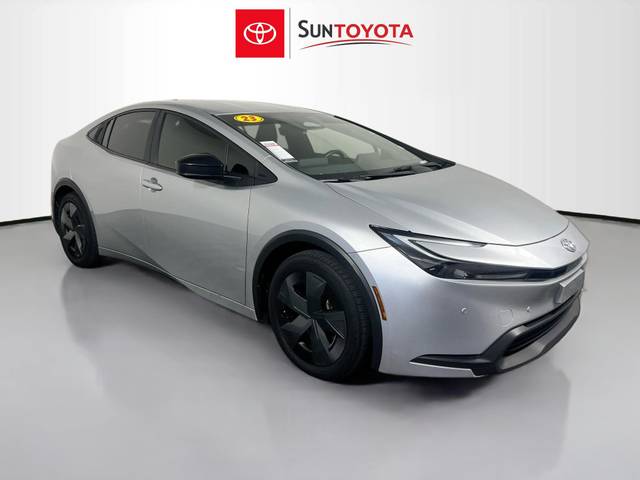 2023 Toyota Prius LE FWD photo
