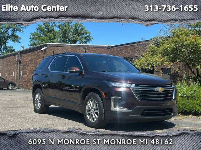 2022 Chevrolet Traverse LT Leather FWD photo