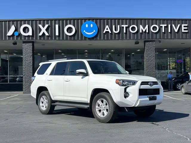 2023 Toyota 4Runner SR5 Premium 4WD photo