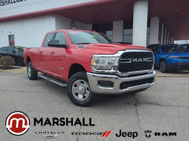 2022 Ram 3500 Big Horn 4WD photo