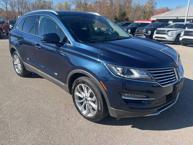 2017 Lincoln  Select AWD photo