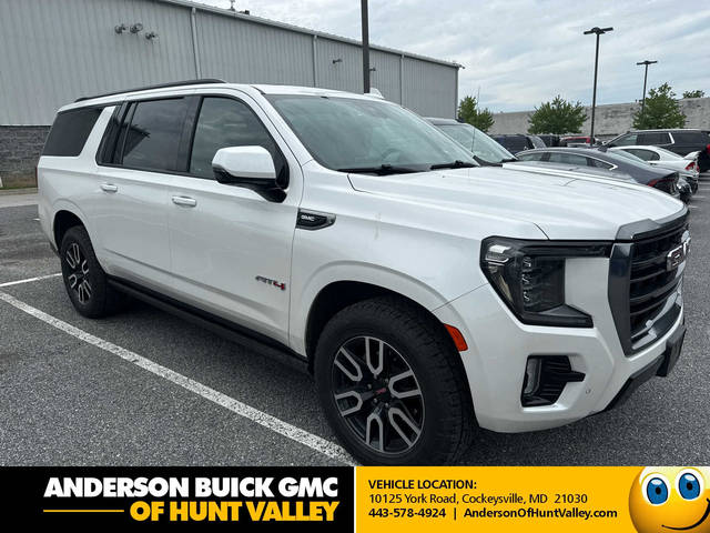2023 GMC Yukon XL AT4 4WD photo