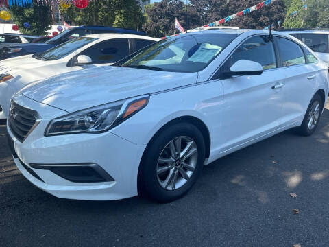 2017 Hyundai Sonata FWD photo