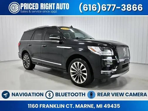 2021 Lincoln Navigator Reserve 4WD photo