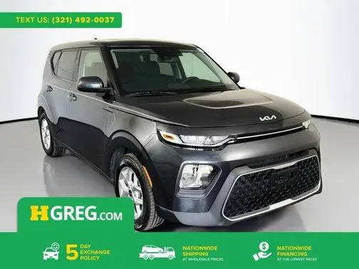 2022 Kia Soul LX FWD photo