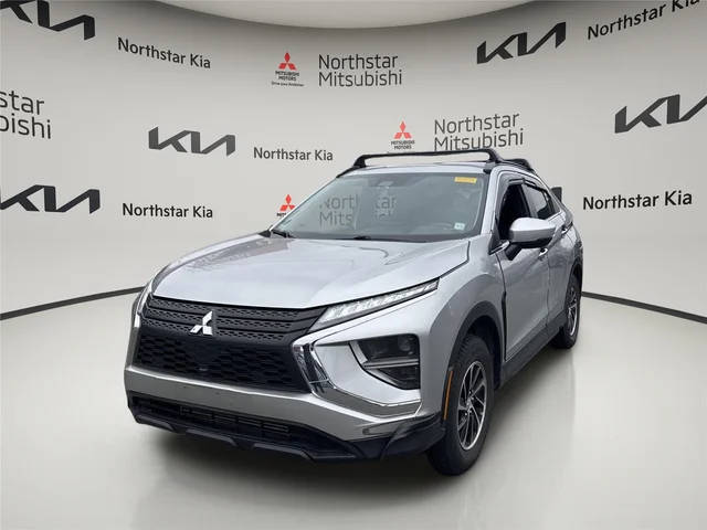 2022 Mitsubishi Eclipse Cross ES 4WD photo
