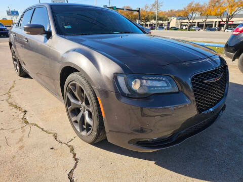 2021 Chrysler 300 300S RWD photo