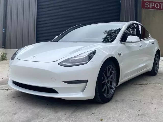 2020 Tesla Model 3 Long Range AWD photo