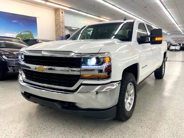 2018 Chevrolet Silverado 1500 LT 4WD photo