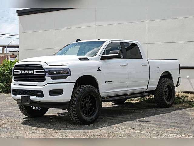 2022 Ram 2500 Big Horn 4WD photo