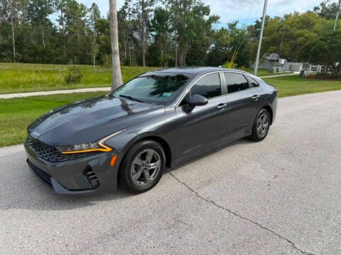 2022 Kia K5 LXS FWD photo