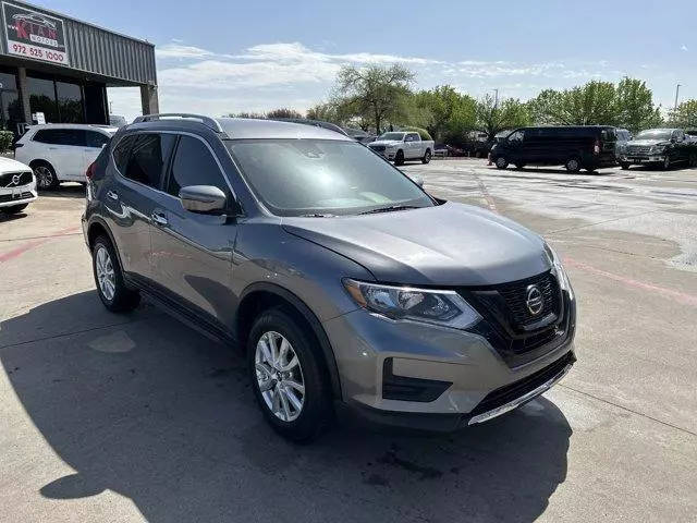 2020 Nissan Rogue SV AWD photo