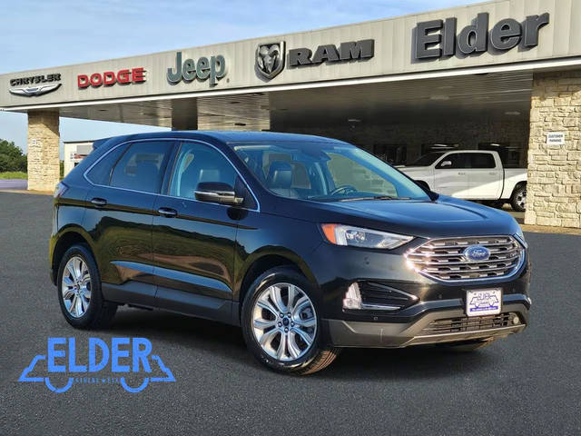 2022 Ford Edge Titanium AWD photo