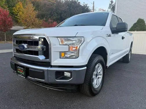 2017 Ford F-150 XLT 4WD photo