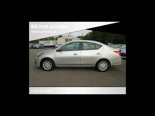 2019 Nissan Versa SV FWD photo