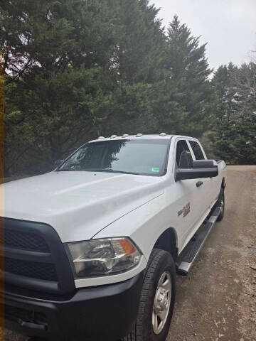 2017 Ram 2500 Tradesman 4WD photo