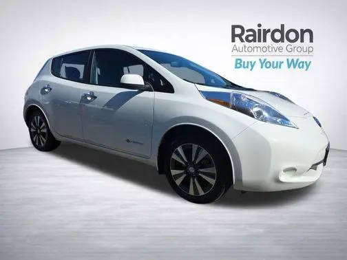 2016 Nissan Leaf SV FWD photo
