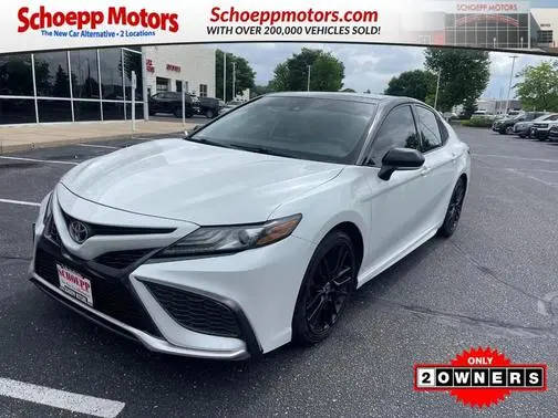 2021 Toyota Camry XSE FWD photo
