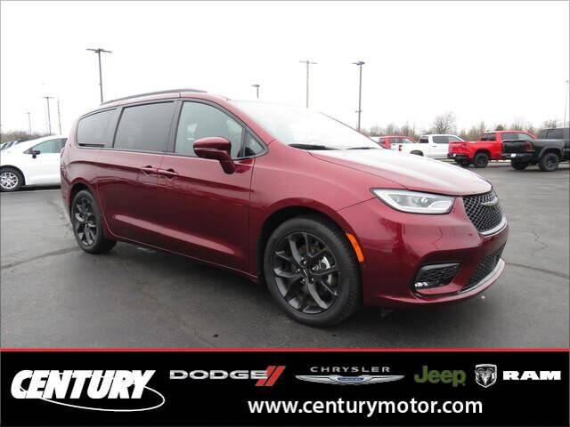2022 Chrysler Pacifica Minivan Limited FWD photo