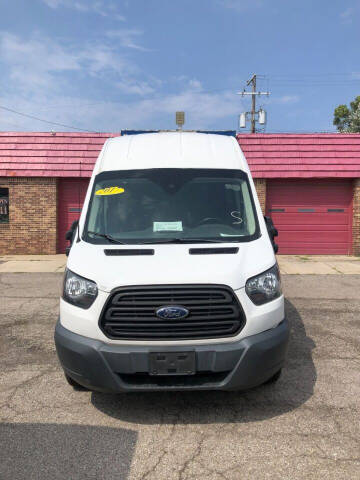 2017 Ford Transit Van  RWD photo