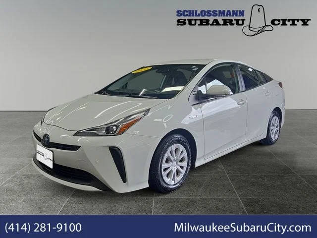 2022 Toyota Prius LE FWD photo